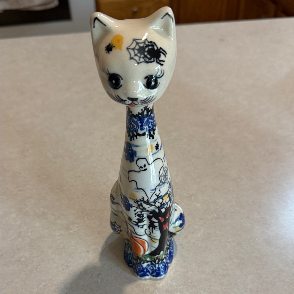 Polish Pottery Ceramic Cat Figurine with Halloween Design - Picture 2 of 9